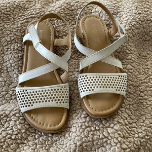 White Naturalizer Sandal 8.5W